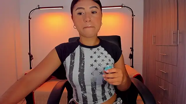 Snapshot of cloy_baby__ chatting on October 2025 10:38:02 AM cloy baby online show from October 2025 10:38:02 AM