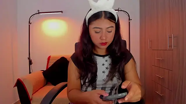 Snapshot of cloy_baby__ chatting on January 2026 10:32:01 AM cloy baby online show from January 2026 10:32:01 AM