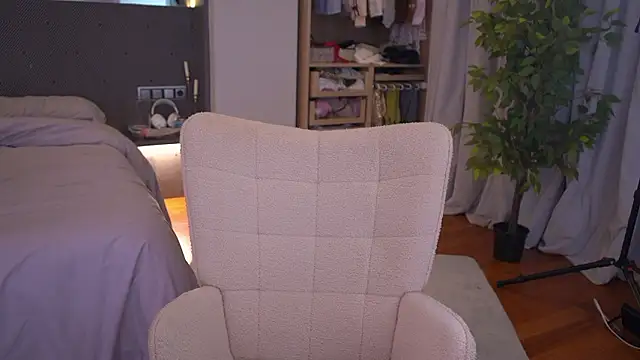 LexieLoree online show from March 2026 03:10:01 AM