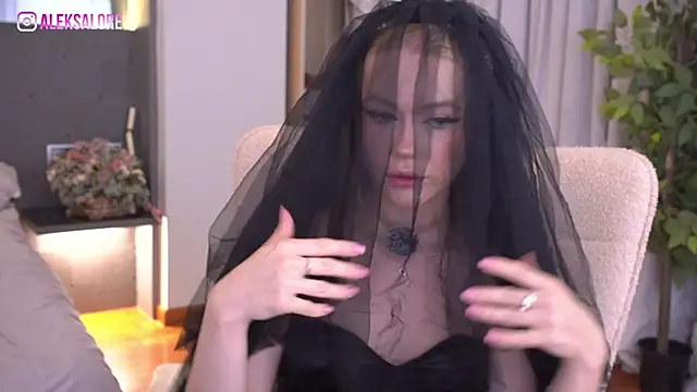 LexieLoree online show from July 2026 03:10:01 AM