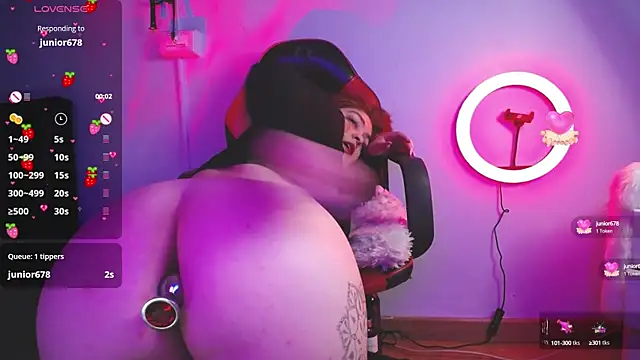 Layna cold online show from February 2025 11:28:01 AM