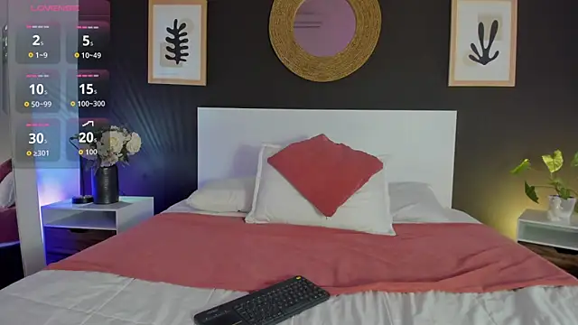 VioletPaket online show from April 2026 11:23:02 AM