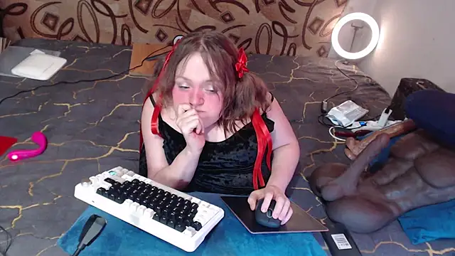 MiniNatalie online show from March 2025 09:50:01 AM