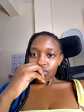 Snapshot of Sweet_mella chatting on June 2026 06:31:02 PM Sweet mella online show from June 2026 06:31:02 PM