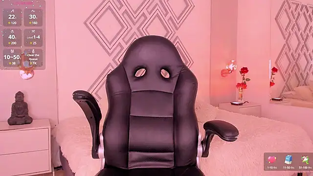 Snapshot of _CurlyGirl_ chatting on February 2025 08:22:01 PM CurlyGirl online show from February 2025 08:22:01 PM