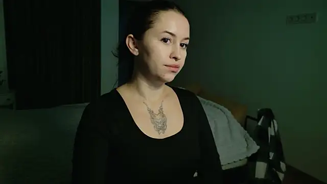 VioletCatt online show from October 2025 05:41:02 AM