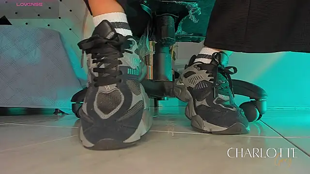 charlotte  grey online show from January 2026 08:22:01 PM