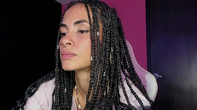 Juanadearco5 online show from December 2024 10:16:02 PM