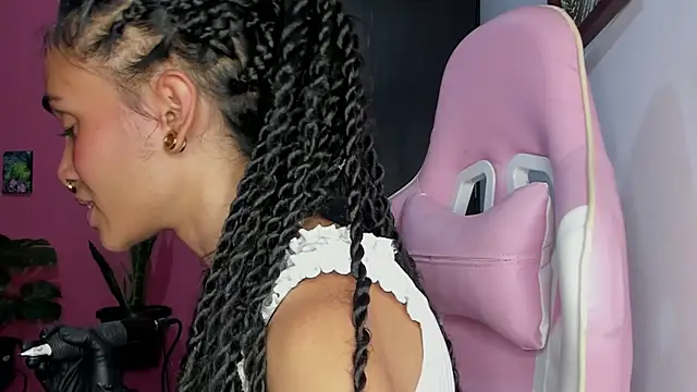 Juanadearco5 online show from January 2025 11:22:02 PM