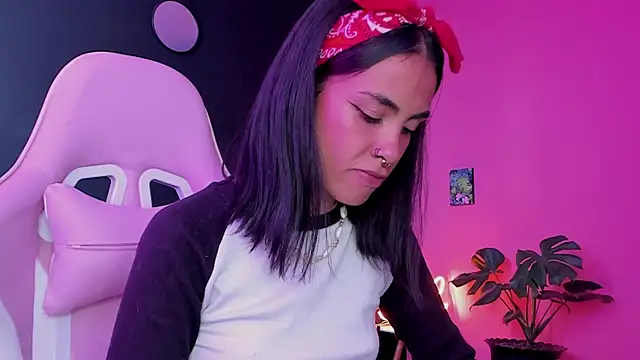 Juanadearco5 online show from February 2025 03:09:01 PM