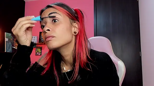 Juanadearco5 online show from September 2025 11:05:02 PM