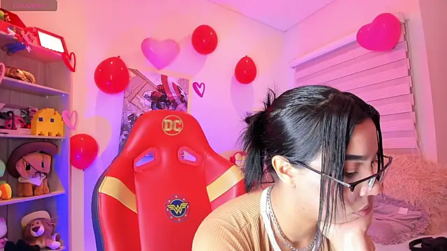 madelyn rose  online show from February 2025 05:30:01 AM