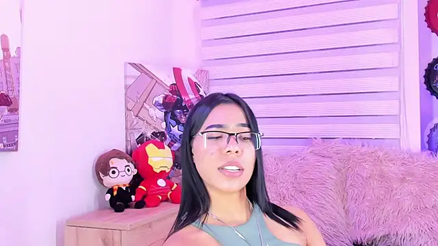 madelyn rose  online show from March 2025 04:57:02 AM