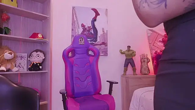 madelyn rose  online show from April 2026 04:22:02 PM