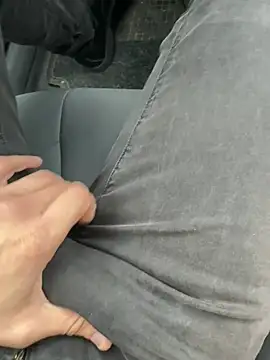 Snapshot of hotisraeli chatting on January 2025 06:10:01 AM hotisraeli online show from January 2025 06:10:01 AM