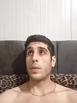 arenn1997 online show from April 2026 12:13:01 AM