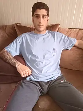 arenn1997 online show from April 2026 12:18:01 PM