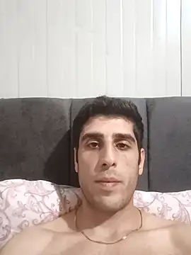 arenn1997 online show from April 2026 12:08:01 AM