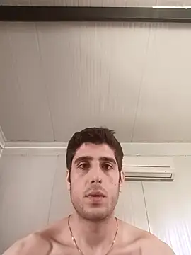 Snapshot of arenn1997 chatting on May 2026 12:11:02 PM arenn1997 online show from May 2026 12:11:02 PM