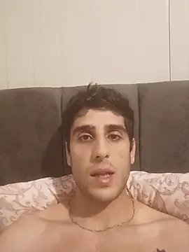 arenn1997 online show from July 2026 12:15:02 AM