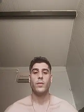 arenn1997 online show from July 2026 12:08:01 PM