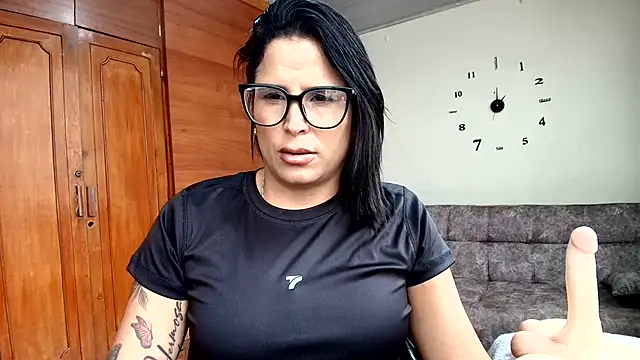 Snapshot of Majo_Soussa chatting on July 2026 02:37:01 PM Majo Soussa online show from July 2026 02:37:01 PM