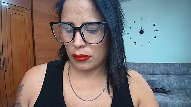 Snapshot of Majo_Soussa chatting on August 2026 12:04:02 PM Majo Soussa online show from August 2026 12:04:02 PM