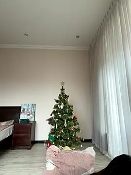 Hott Lolla online show from December 2025 08:34:02 AM