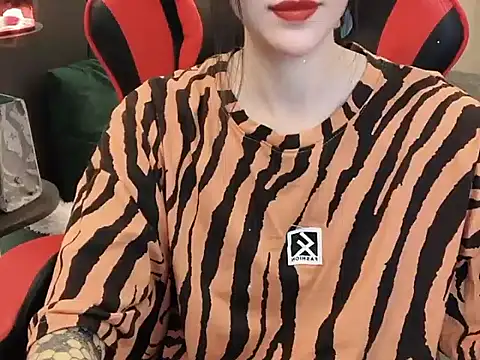 Snapshot of witch-39 chatting on December 2024 03:36:01 PM witch-39 online show from December 2024 03:36:01 PM