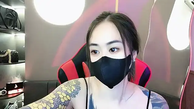 Snapshot of witch-39 chatting on December 2024 03:04:02 AM witch-39 online show from December 2024 03:04:02 AM