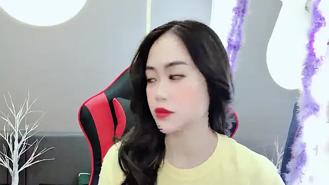 Snapshot of witch-39 chatting on January 2025 04:27:02 AM witch-39 online show from January 2025 04:27:02 AM