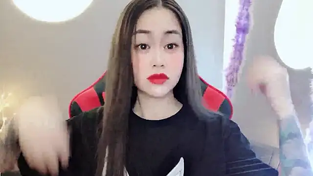 Snapshot of witch-39 chatting on January 2025 01:02:01 AM witch-39 online show from January 2025 01:02:01 AM