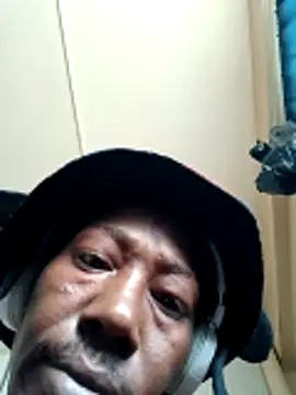 Loved5555555555 online show from April 2026 09:09:02 PM