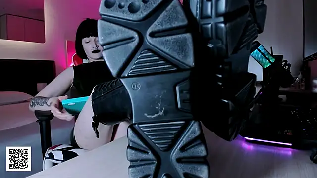  Goddess Misha  online show from November 2025 09:05:02 PM