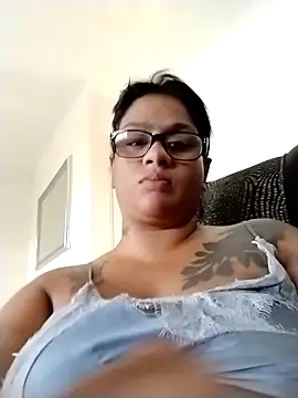 Snapshot of LUSTFULLTRISHA chatting on January 2026 05:10:02 AM LUSTFULLTRISHA online show from January 2026 05:10:02 AM