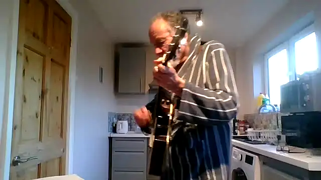 jimmybenido online show from March 2026 05:42:02 PM