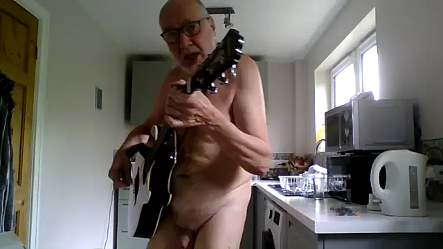 Snapshot of jimmybenido chatting on June 2026 04:35:02 PM jimmybenido online show from June 2026 04:35:02 PM