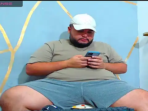 damian chubby online show from November 2025 03:28:01 AM