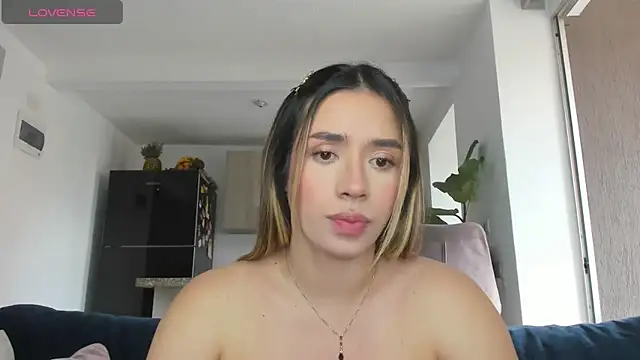 honeyann08 online show from February 2025 06:15:02 PM