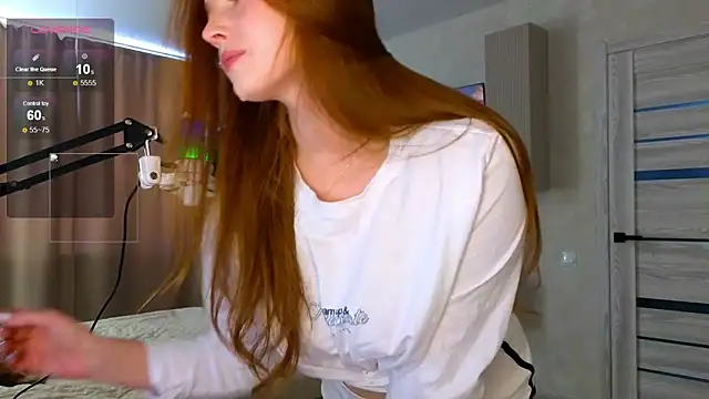 Snapshot of Meow_babe chatting on June 2026 10:40:02 AM Meow babe online show from June 2026 10:40:02 AM
