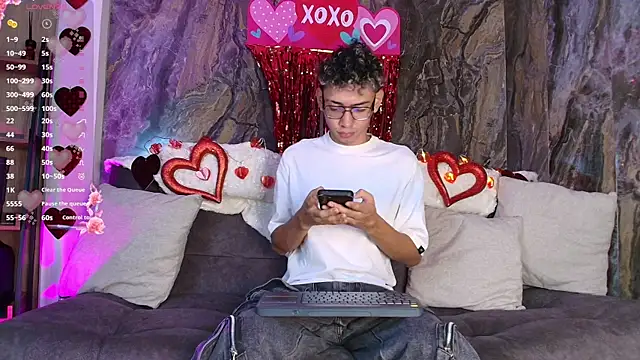 Daviid laidd online show from February 2026 08:16:01 PM