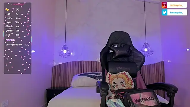 IamNayuta online show from April 2026 08:17:01 PM