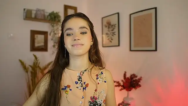 Gia Paige18 online show from October 2025 01:01:01 PM