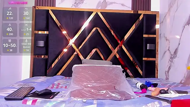 Snapshot of sweetebonny1 chatting on December 2024 01:00:01 PM sweetebonny1 online show from December 2024 01:00:01 PM