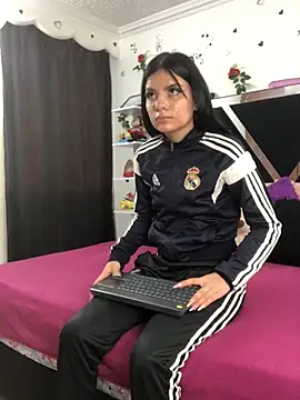 1lovelygirls online show from October 2025 12:08:02 PM