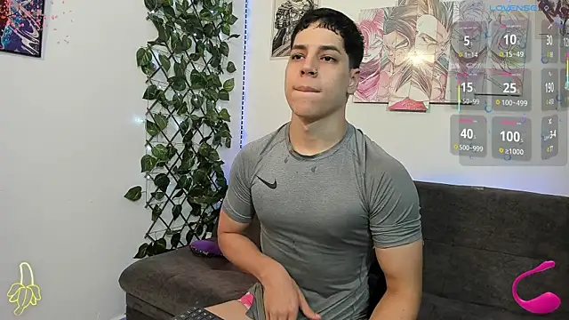 jonathanjoestar  online show from February 2025 07:38:01 PM