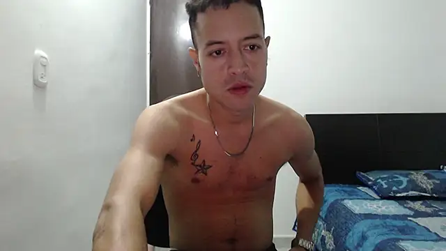 Snapshot of dimitriquiet05 chatting on December 2024 02:12:02 AM dimitriquiet05 online show from December 2024 02:12:02 AM