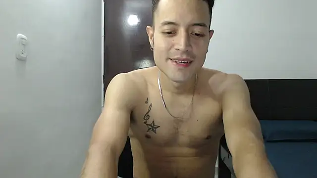 Snapshot of dimitriquiet05 chatting on December 2024 05:36:01 AM dimitriquiet05 online show from December 2024 05:36:01 AM