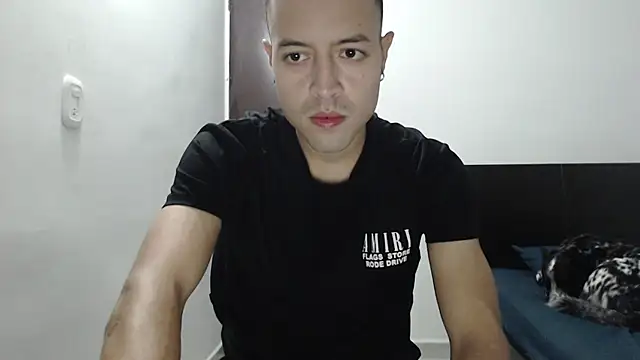 Snapshot of dimitriquiet05 chatting on January 2025 03:35:01 AM dimitriquiet05 online show from January 2025 03:35:01 AM