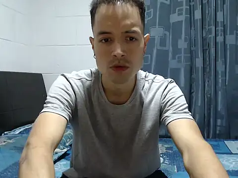 Snapshot of dimitriquiet05 chatting on February 2026 04:27:01 AM dimitriquiet05 online show from February 2026 04:27:01 AM